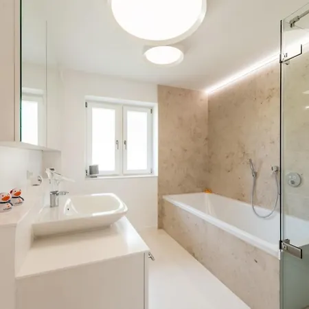 Luxurioese In Fuer Geniesser Apartment *